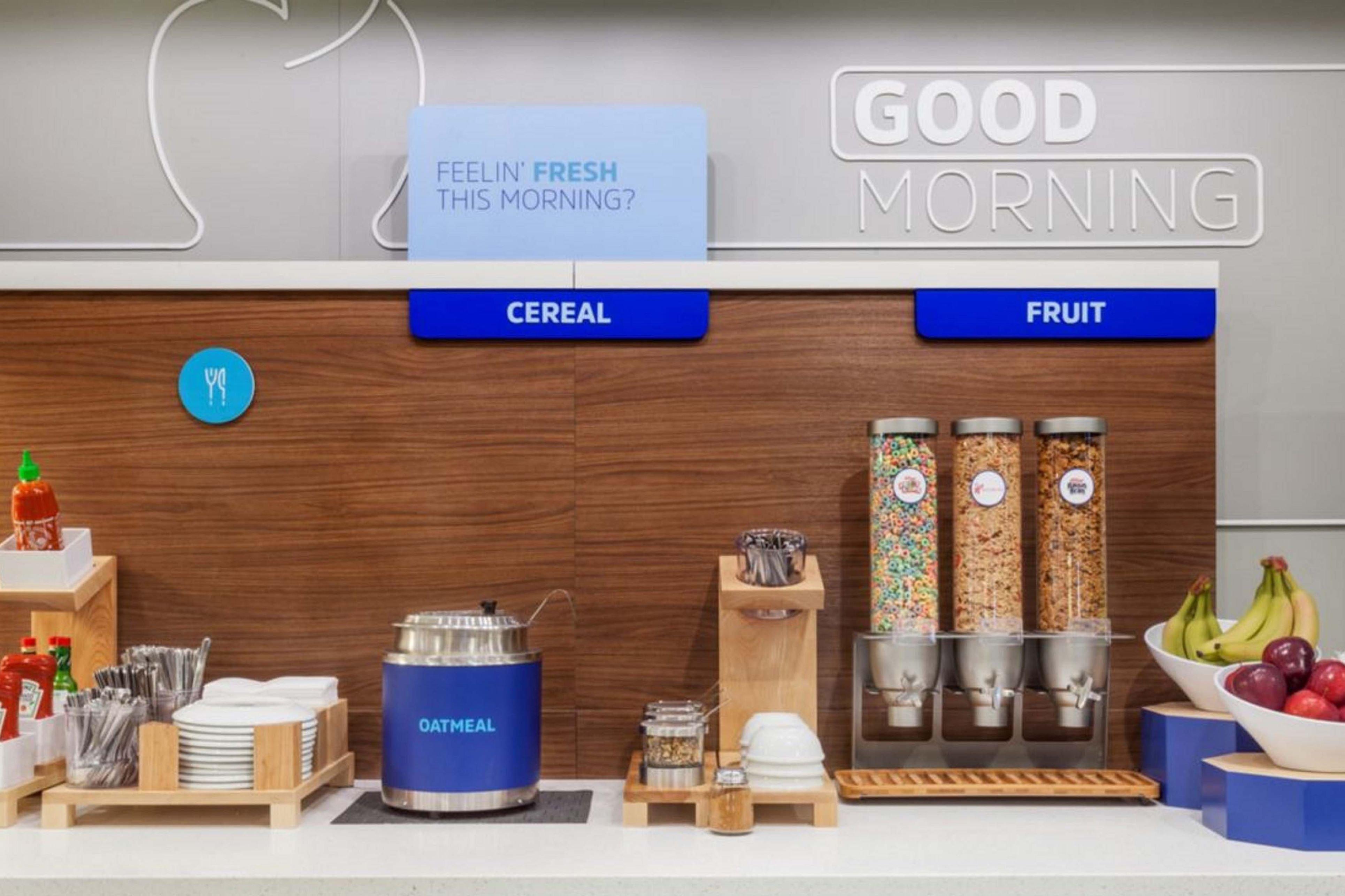 Express & - - Worthington By Ihg